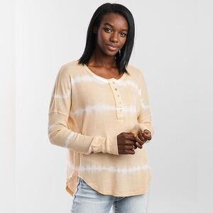 BillaBong Women's Xs Cream and White Long Sleeve Top
